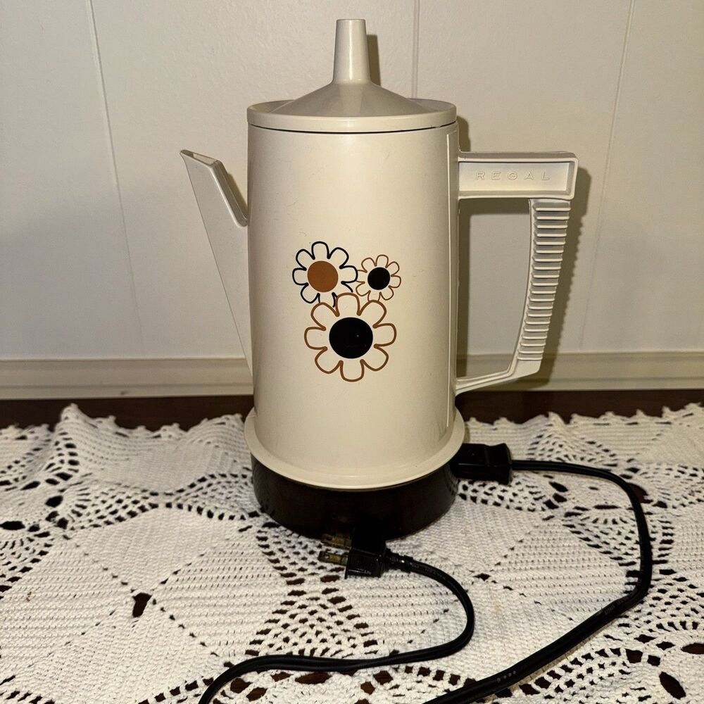 1970's Regal Poly Perk Coffee Pot 11” Electric Percolator 4-8 Cup Daisies Tested